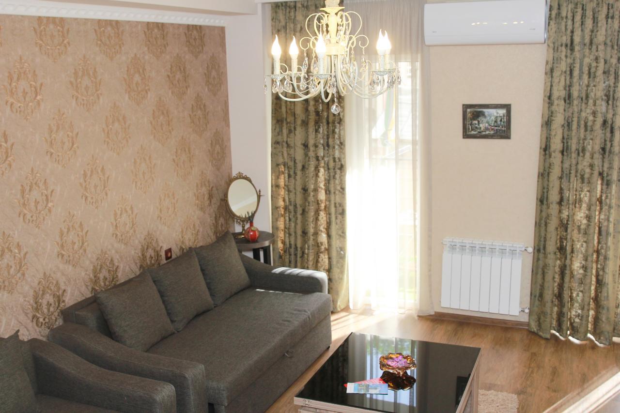 Salounique Lux Apartment Тбілісі Екстер'єр фото